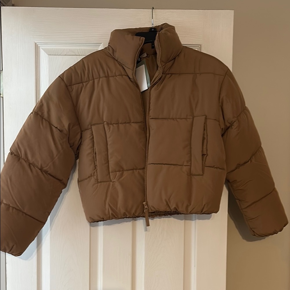 Women’s H&M tan Puffer Jacket
